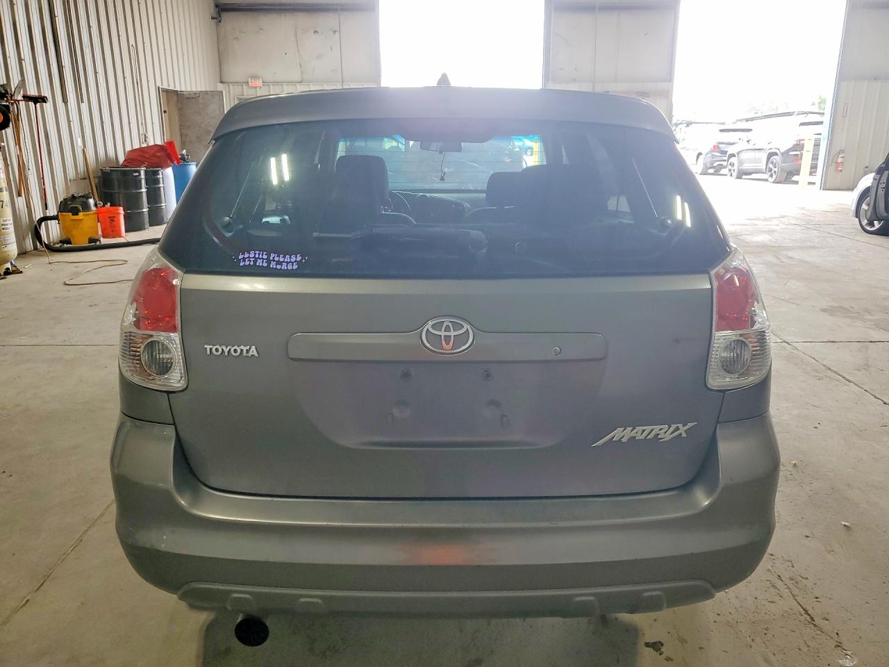 2005 Toyota Matrix Base Charcoal vin: 2T1KR32E75C386230