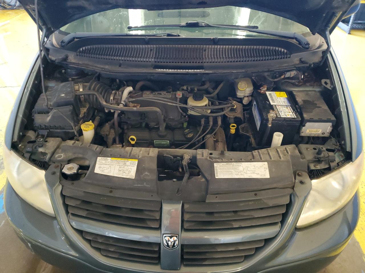 2006 Dodge Grand Caravan Se Turquoise vin: 1D4GP24R66B510951 Damage: Left Head Lamp, Faded, Repair Required