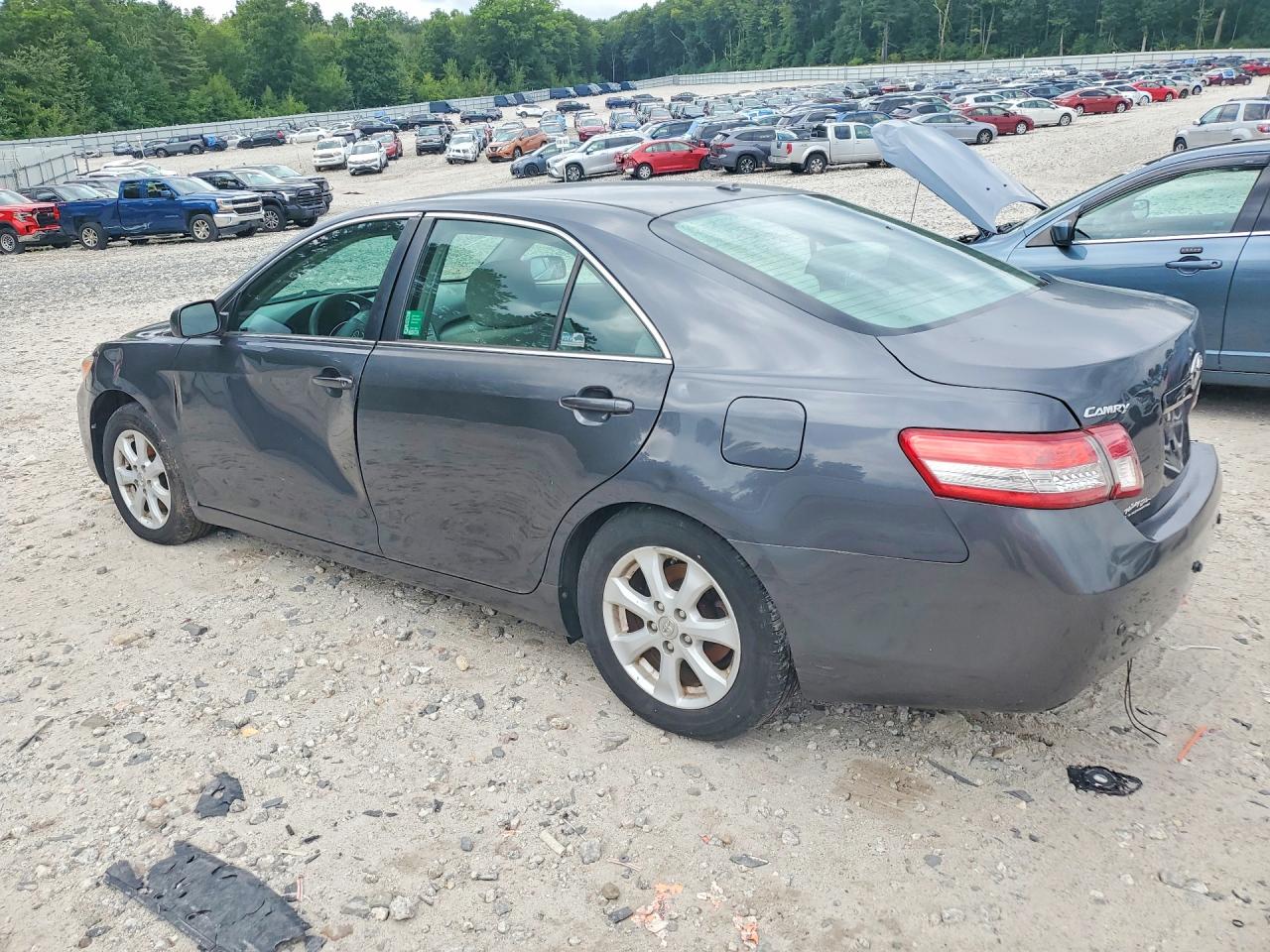 2010 Toyota Camry Le Gray vin: 4T1BF3EK8AU577688