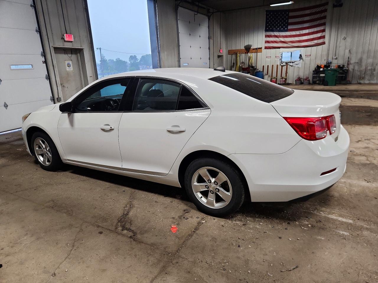 2013 Chevrolet Malibu Ls White vin: 1G11B5SA1DF241725