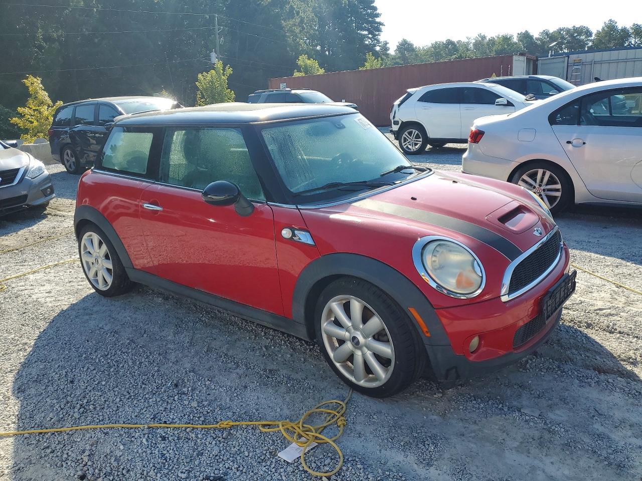 2007 Mini Cooper S Red vin: WMWMF73567TL90253