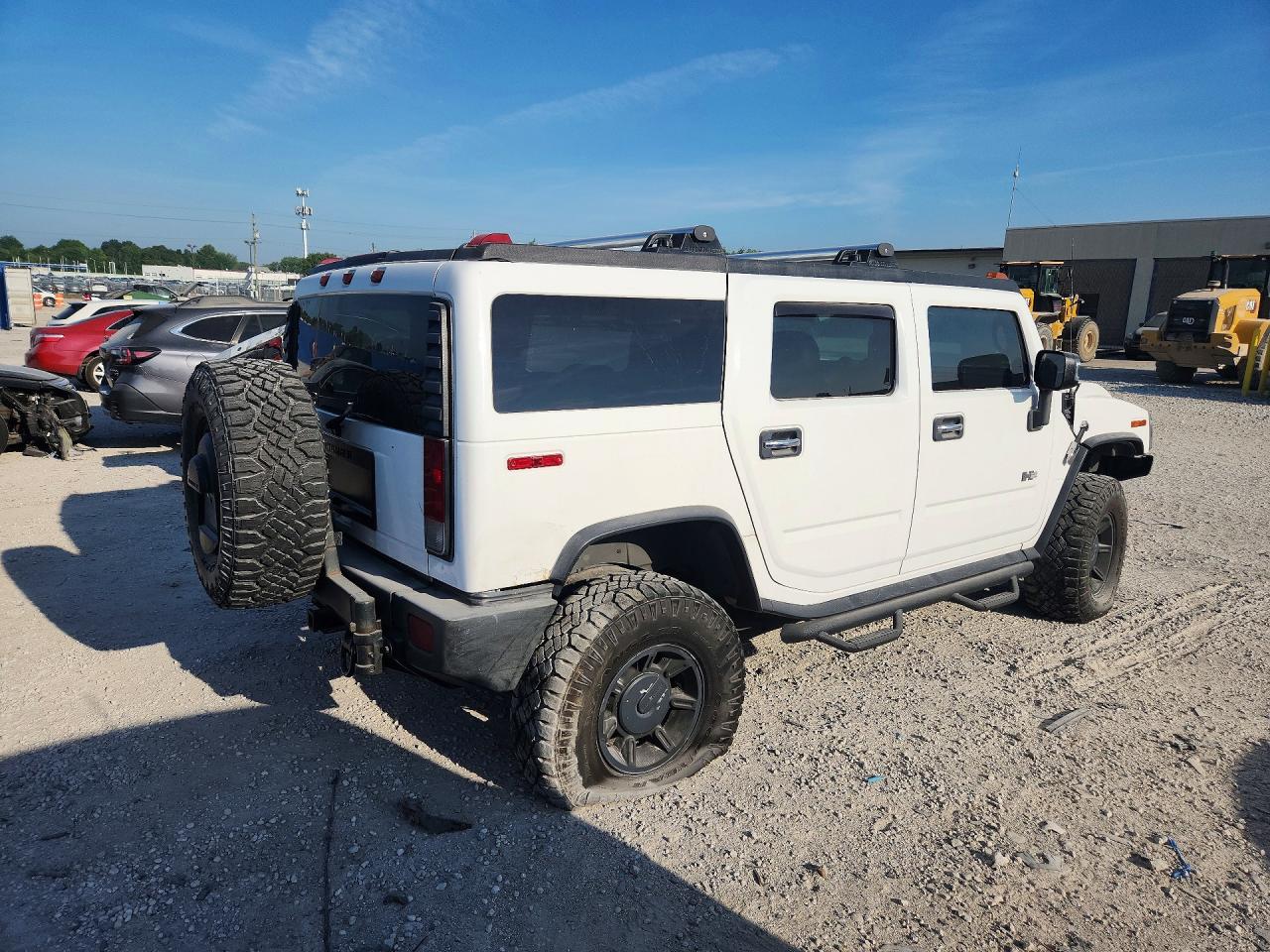 2007 Hummer H2 White vin: 5GRGN23U17H100516
