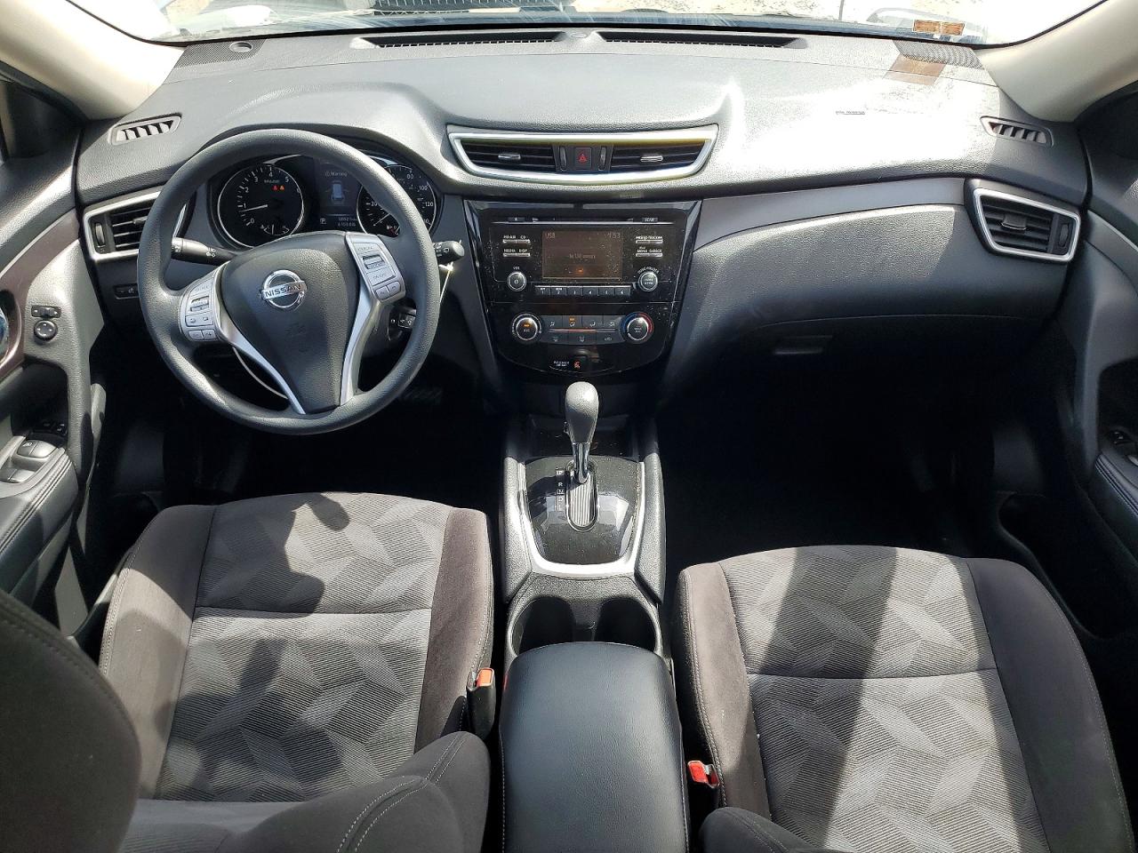 2015 Nissan Rogue S Silver vin: KNMAT2MT7FP513502