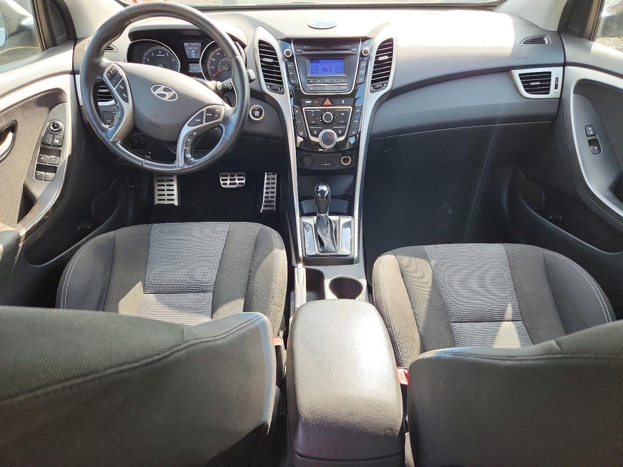 2013 Hyundai Elantra Gt Base Gray vin: KMHD35LE1DU078617