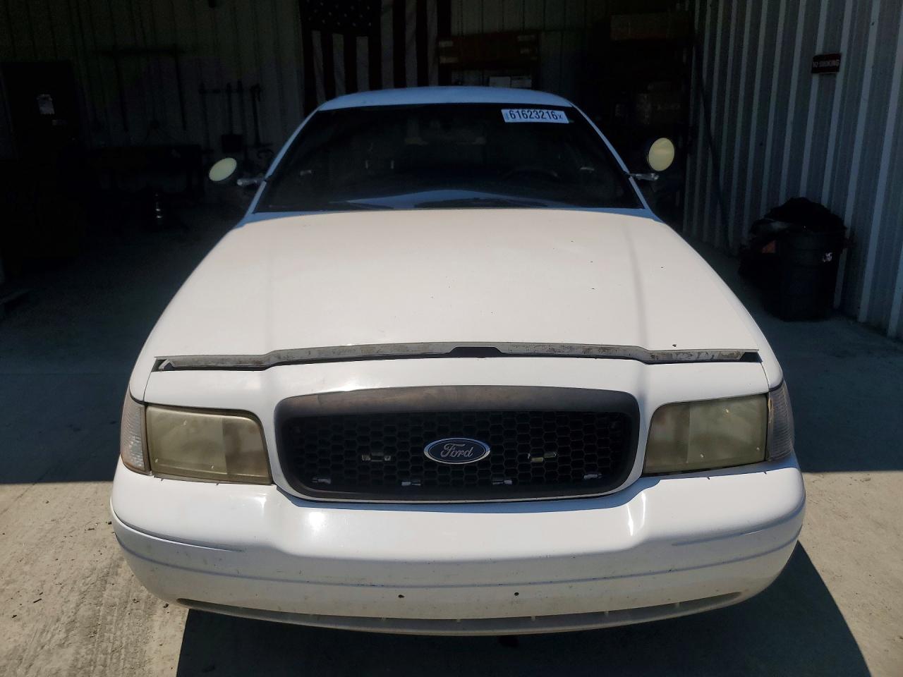 2011 Ford Crown Victoria Police Interceptor White vin: 2FABP7BV4BX166621