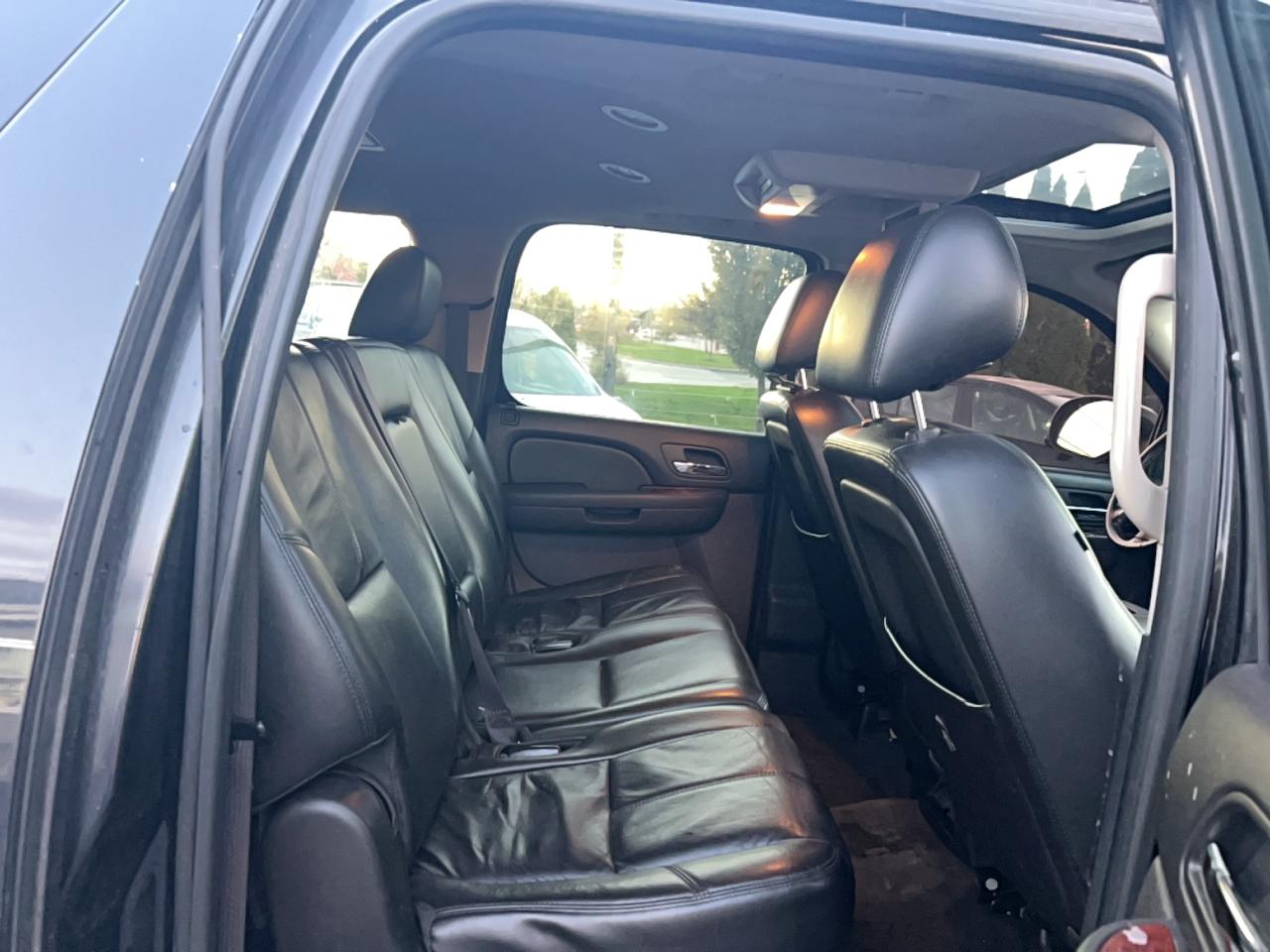 2012 Chevrolet Suburban K1500 Lt Черный vin: 1GNSKJE78CR123521