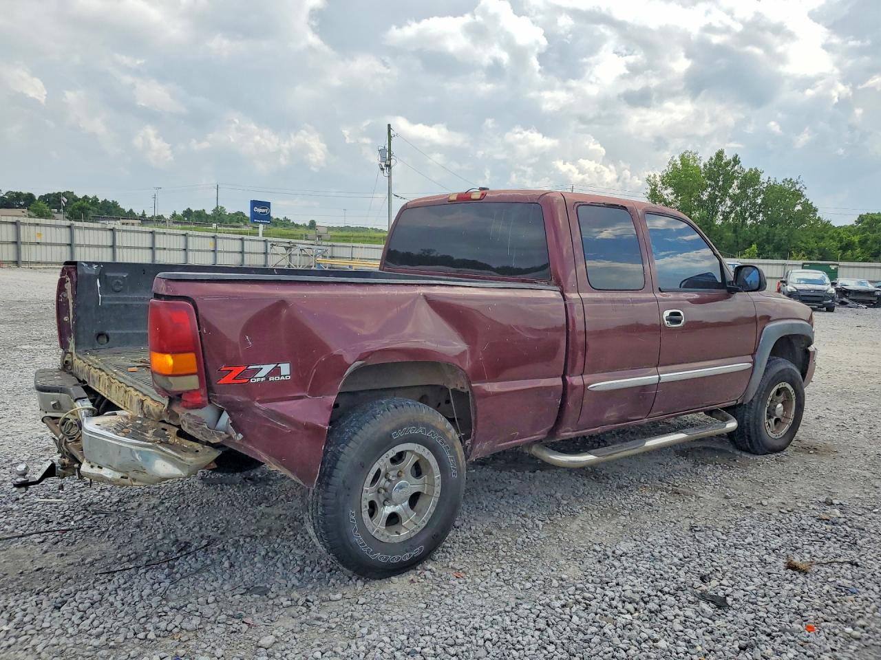 2003 Gmc New Sierra K1500 Темно-бордовый vin: 1GTEK19T13E351400