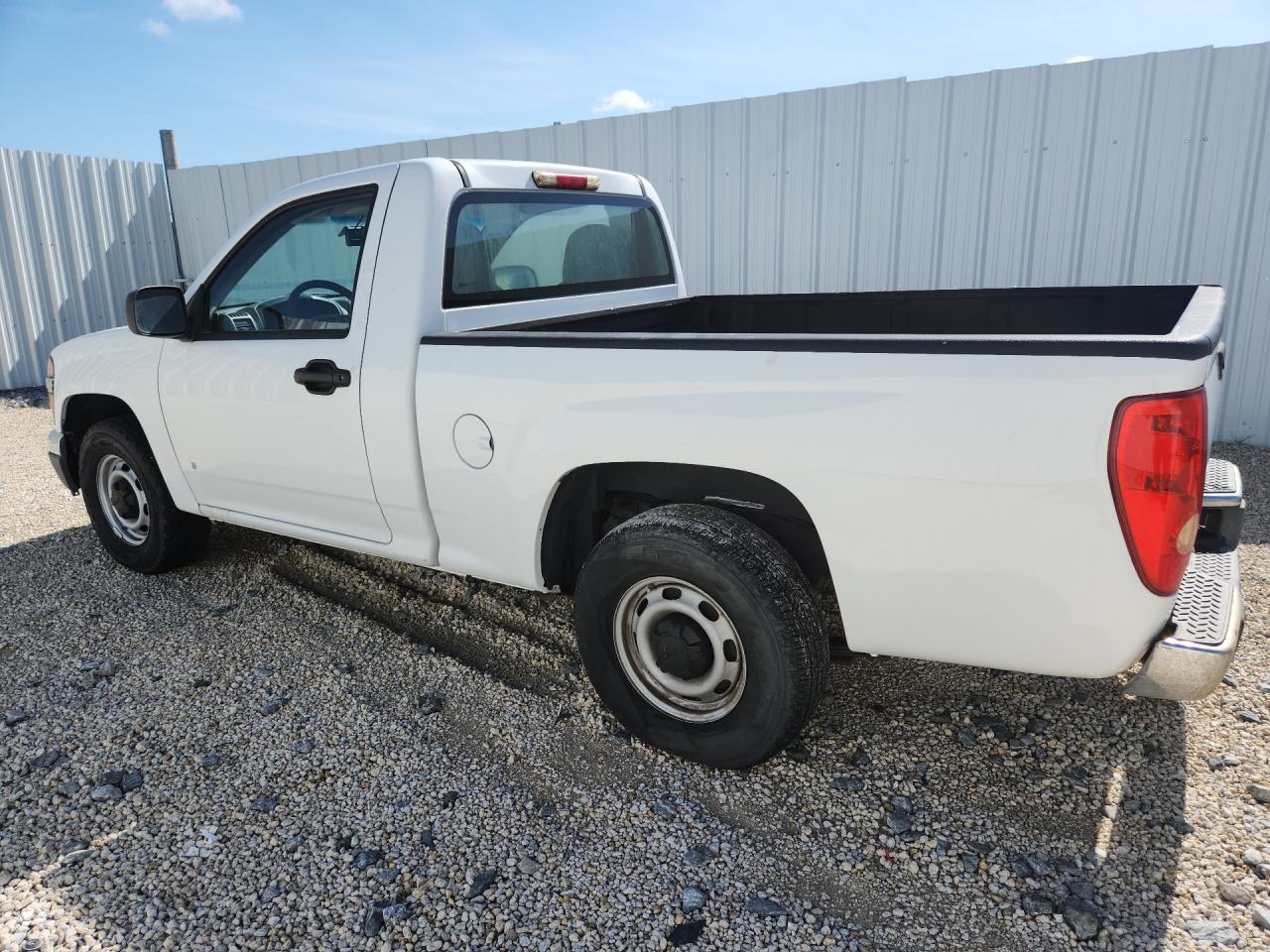 2008 Gmc Canyon White vin: 1GTCS149488187259 Damage: Left Bed Side, Heavy Scratch, 3 To 4 Inches