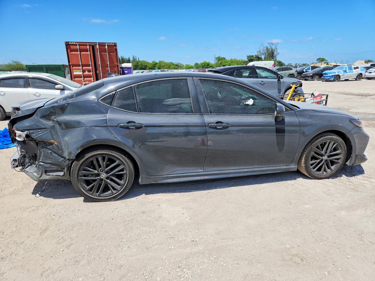 2025 Toyota Camry Se Gray vin: 4T1DAACK4SU158981