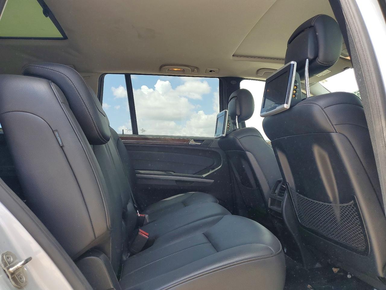 2012 Mercedes-benz Gl 450 4matic Серебряный vin: 4JGBF7BEXCA783315