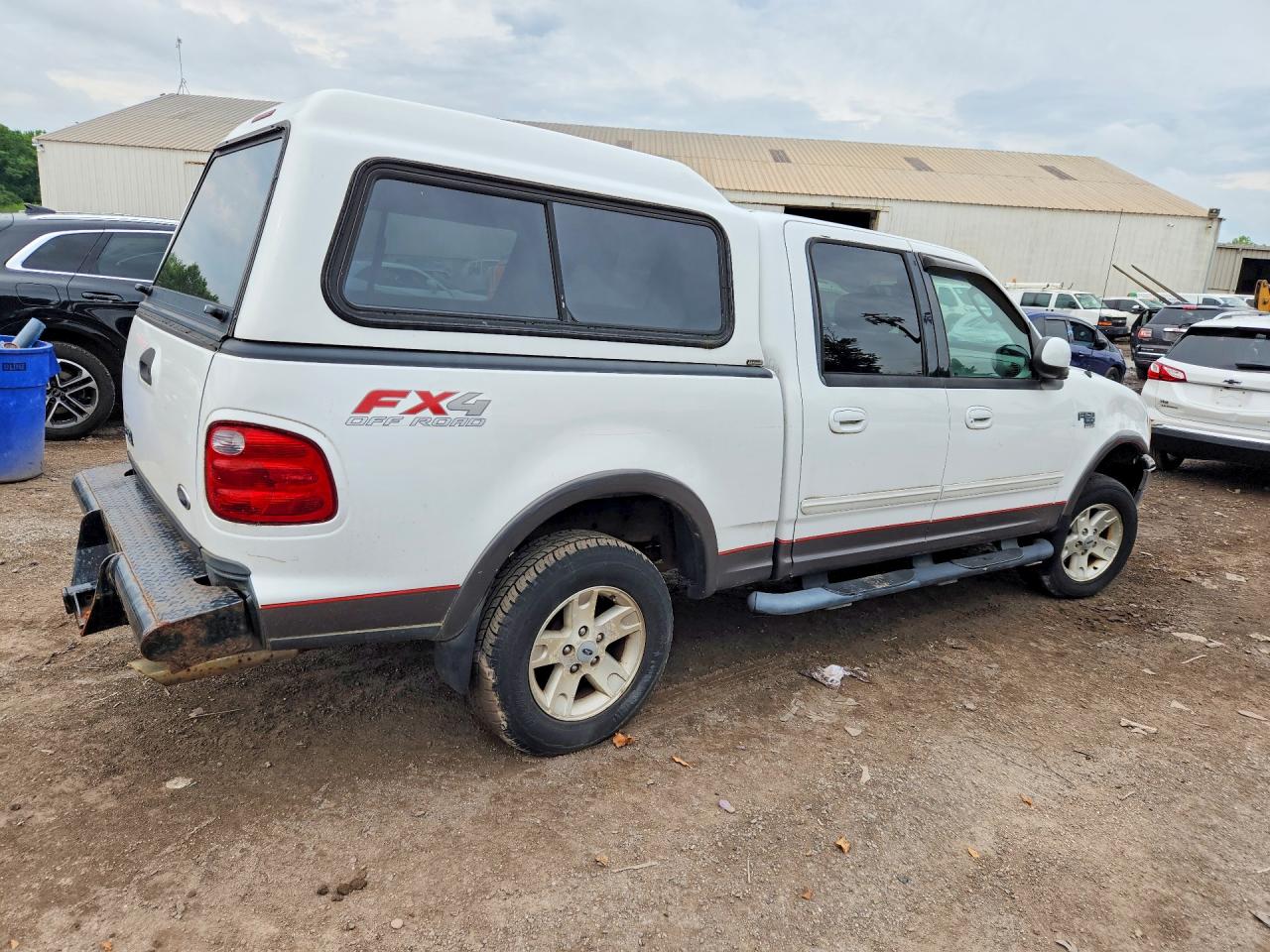 2003 Ford F150 Supercrew White vin: 1FTRW08603KC71437