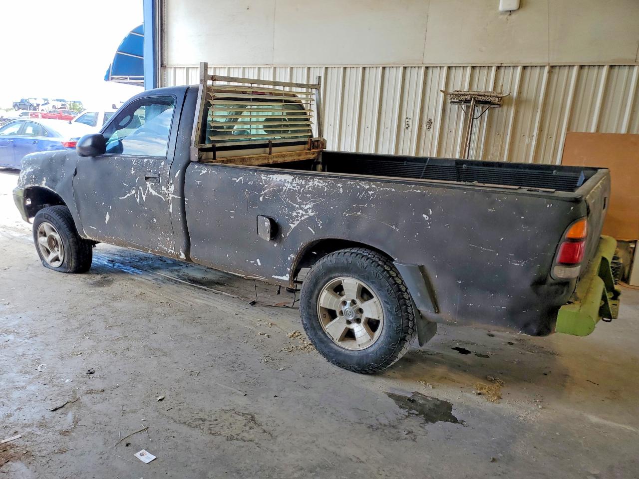 2000 Toyota Tundra Base Gray vin: 5TBJN3217YS073123