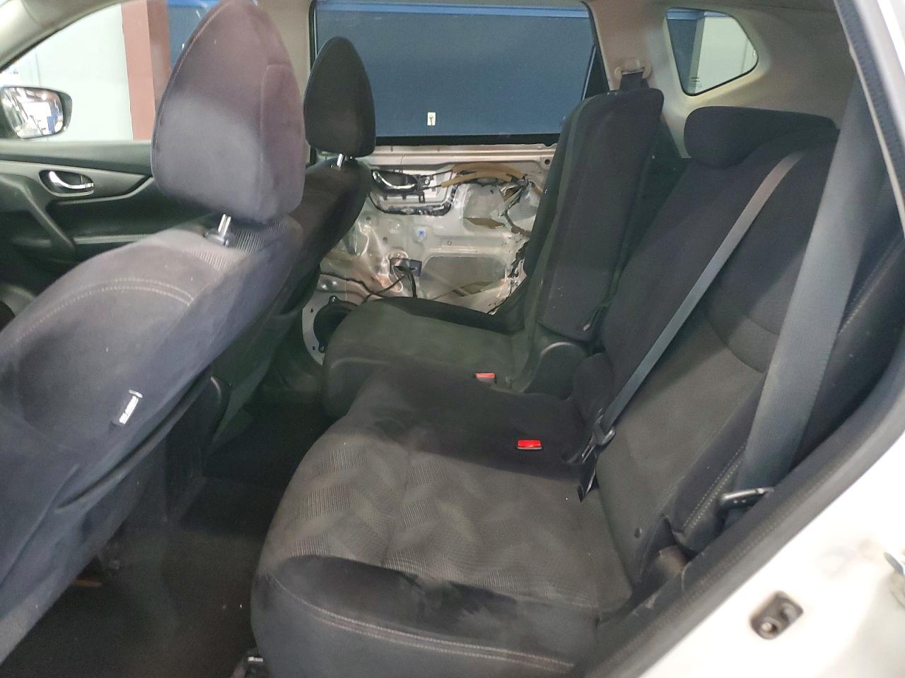 2014 Nissan Rogue Sv Silver vin: 5N1AT2MV9EC792714