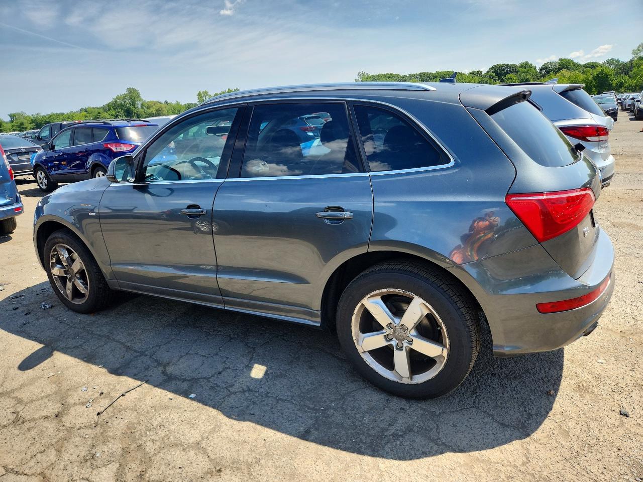 2012 Audi Q5 Premium Plus Серый vin: WA1DKAFP5CA043747