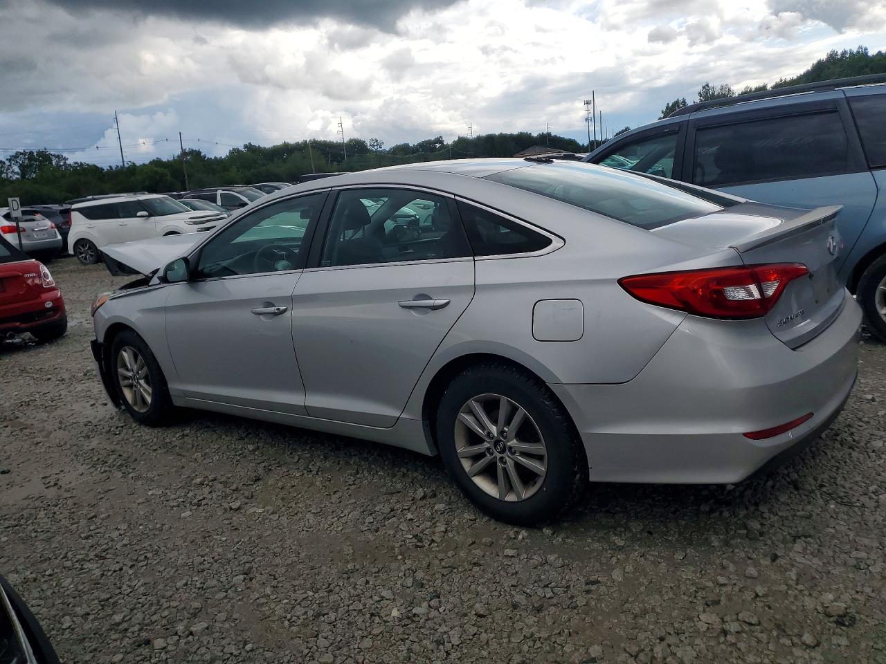 2015 Hyundai Sonata Se Серебряный vin: 5NPE24AF1FH074727
