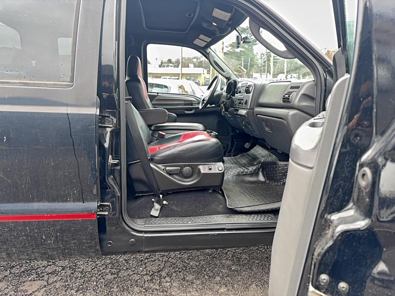 2007 Ford F250 Super Duty Black vin: 1FTSW21P67EA79010