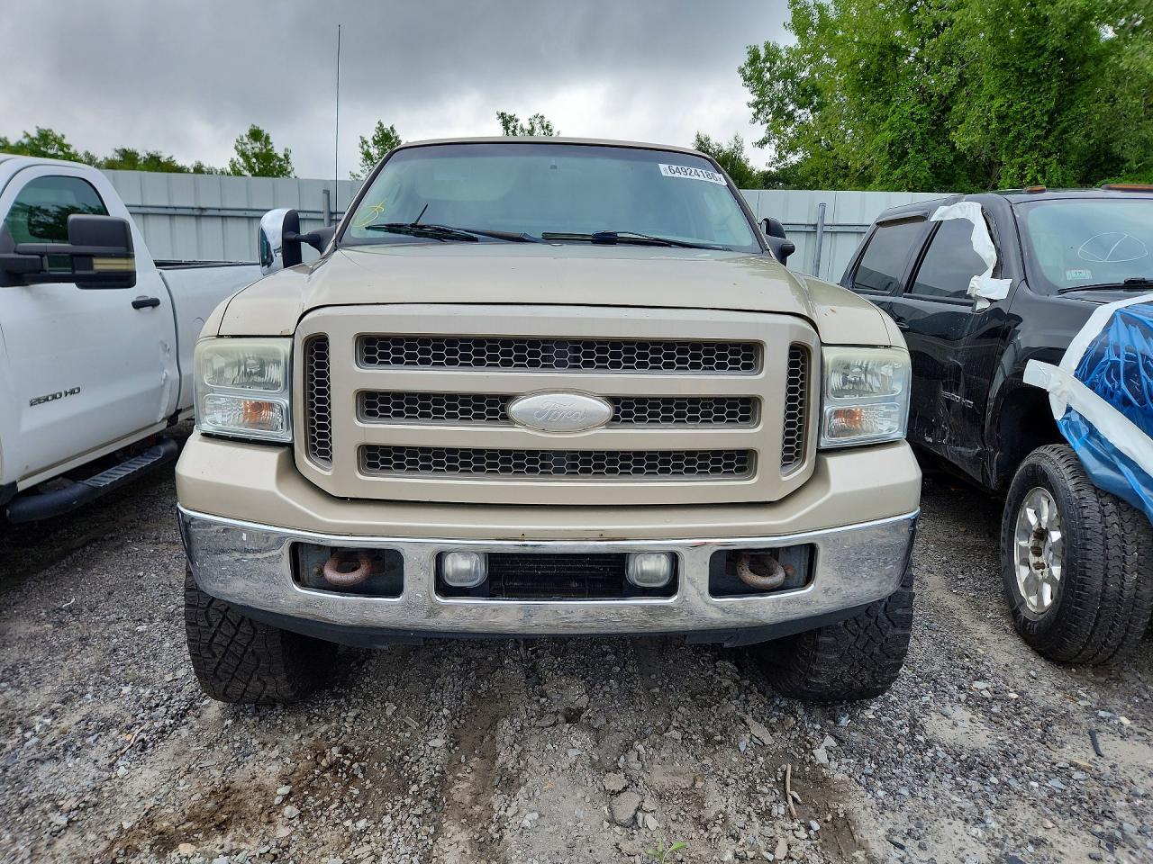 2005 Ford Excursion Limited Tan vin: 1FMNU43S75EA74181