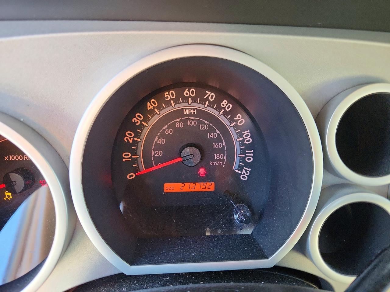 2007 Toyota Tundra Sr5 Золотой vin: 5TBRU54177S450353