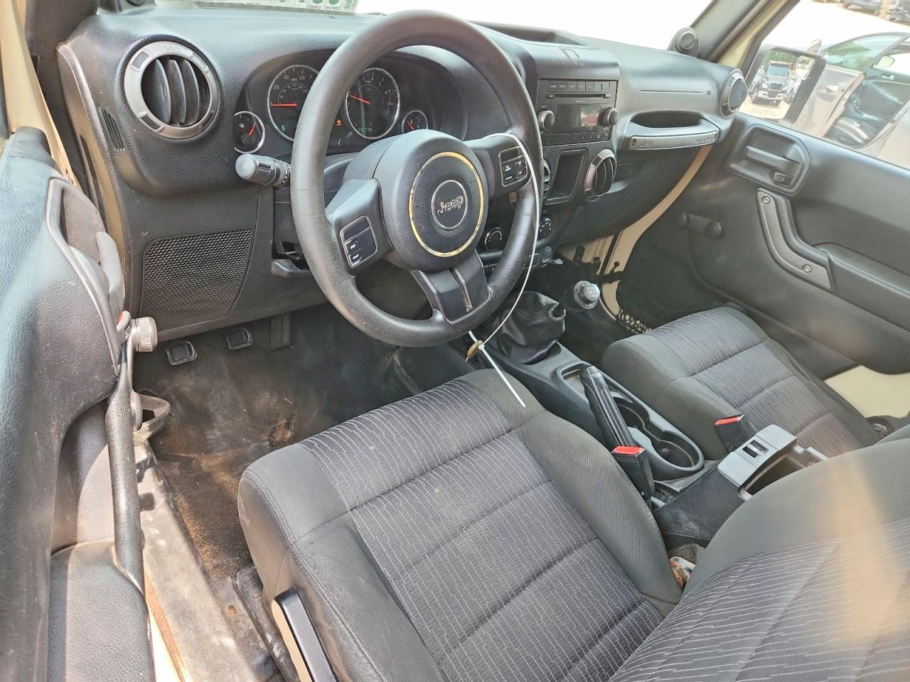 2011 Jeep Wrangler Sport Tan vin: 1J4AA2D11BL620366