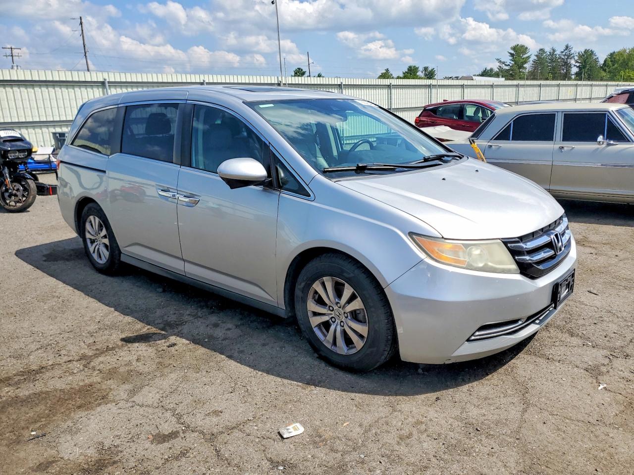 2014 Honda Odyssey Exl Silver vin: 5FNRL5H68EB138608