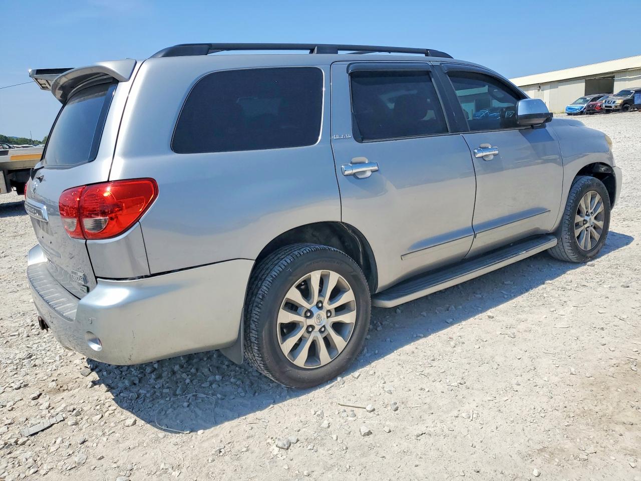 2010 Toyota Sequoia Limited Silver vin: 5TDJW5G1XAS026084