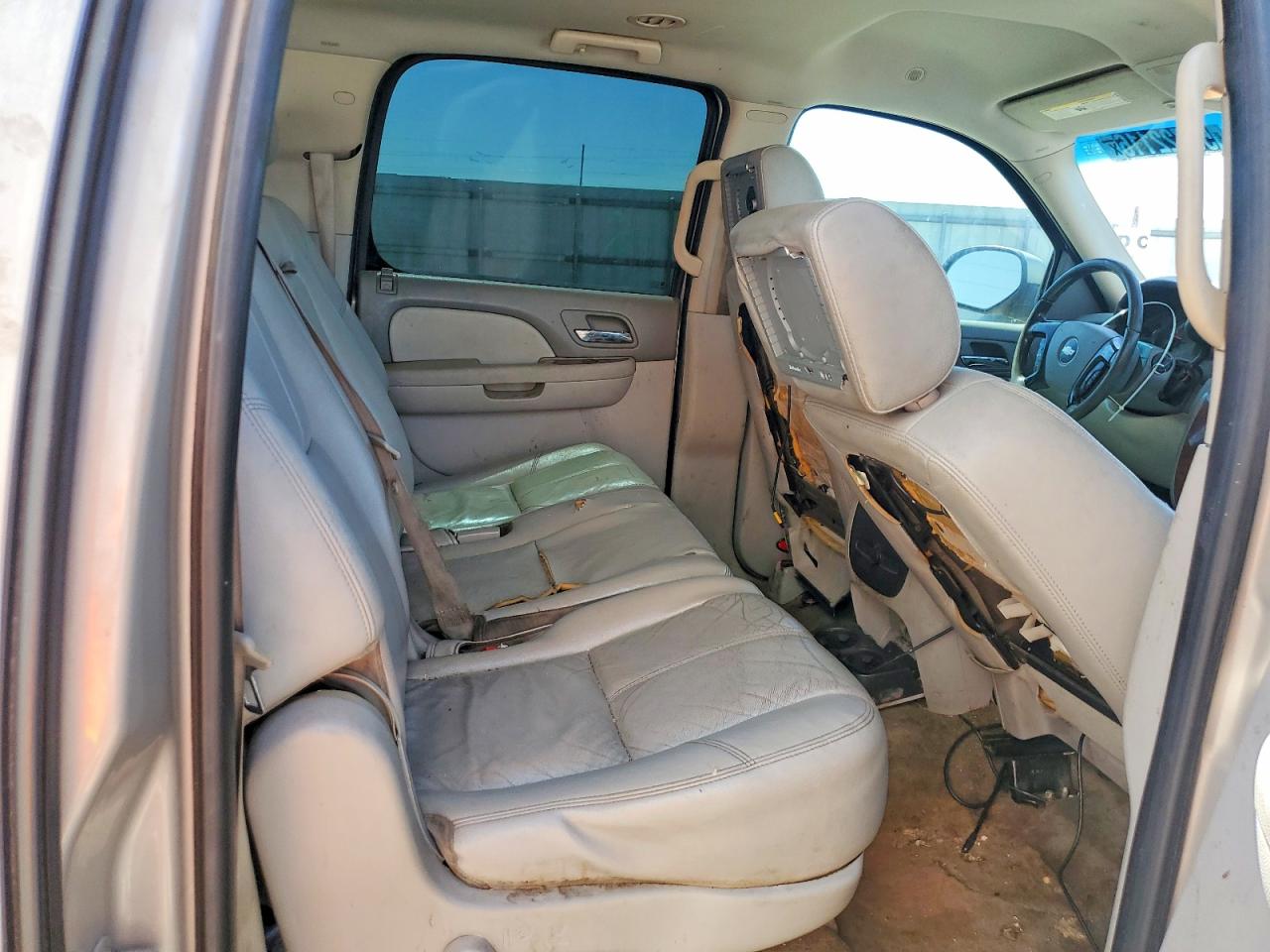 2009 Chevrolet Suburban C1500 Lt Tan vin: 1GNFC26J29J105876