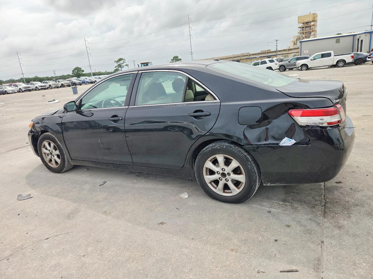 2011 Toyota Camry Le Black vin: 4T1BF3EK2BU211761