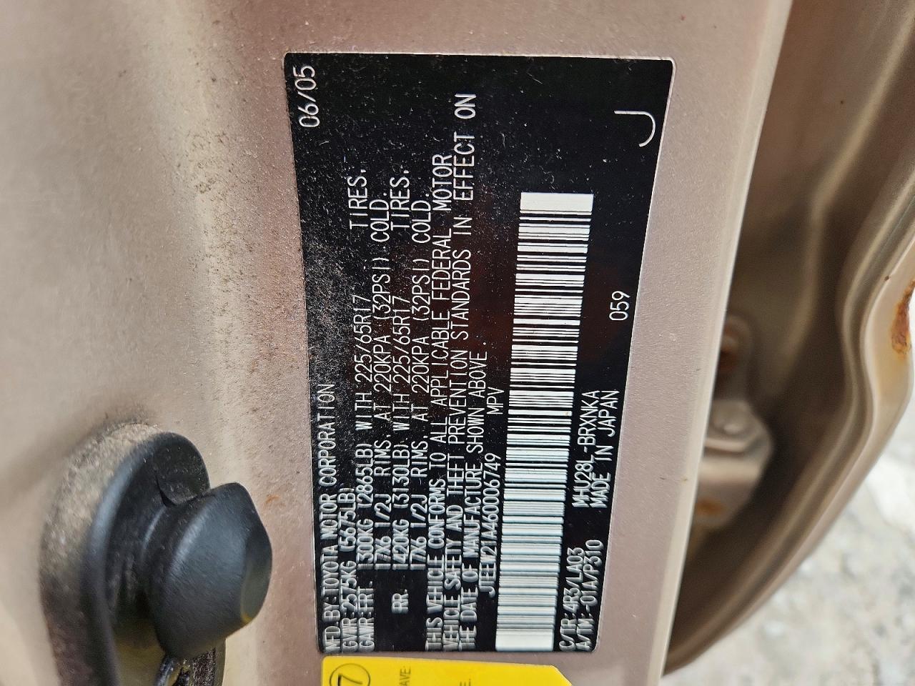 2006 Toyota Highlander Hybrid Gold vin: JTEEW21A460006749