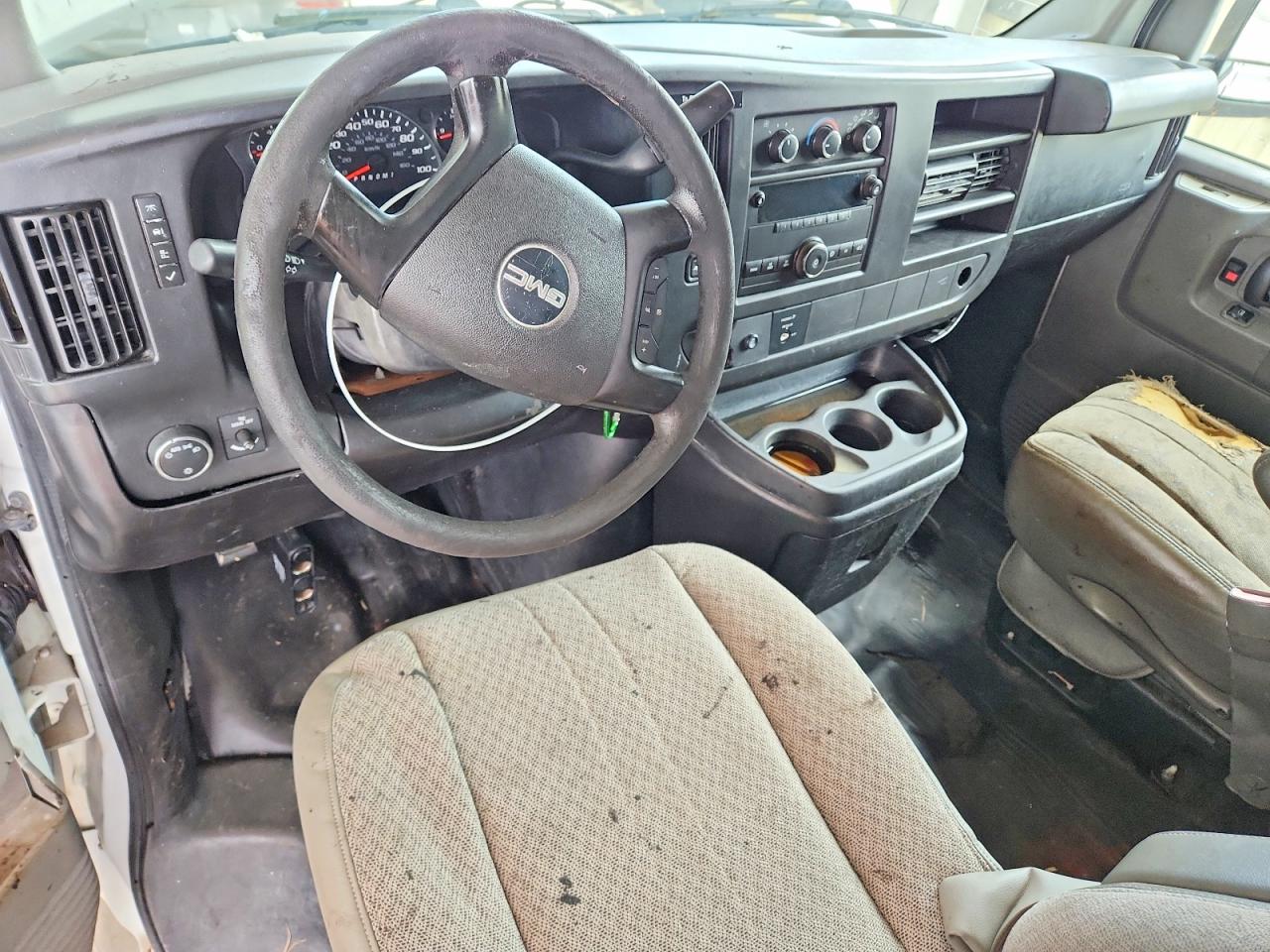 2014 Gmc Savana G2500 White vin: 1GTW7FCA5E1912279