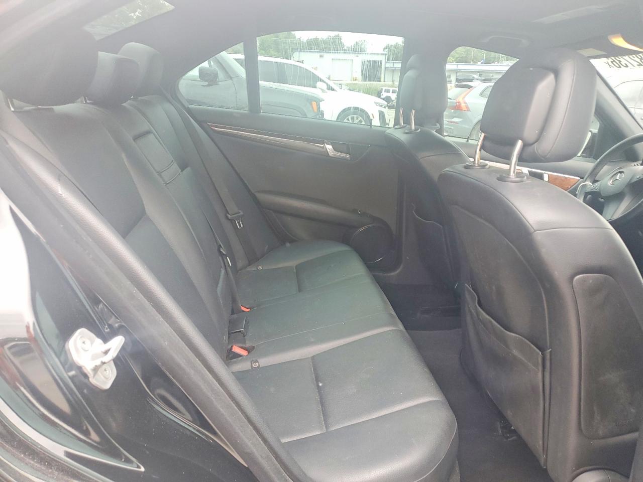 2011 Mercedes-benz C 300 4matic Черный vin: WDDGF8BB0BR157946
