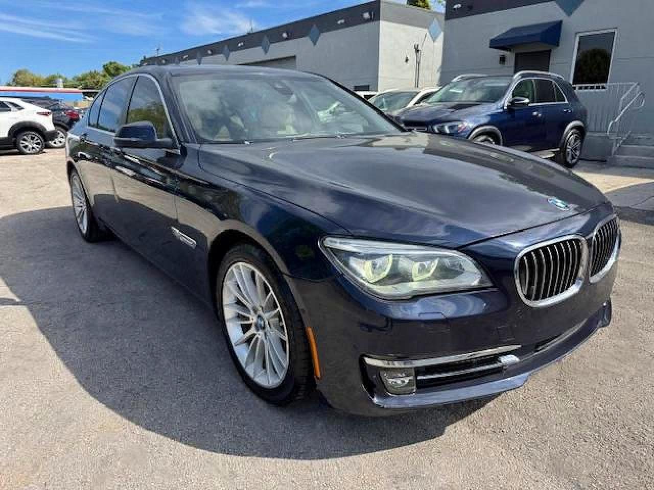 2015 Bmw 750 Xi Blue vin: WBAYB6C5XFD965910