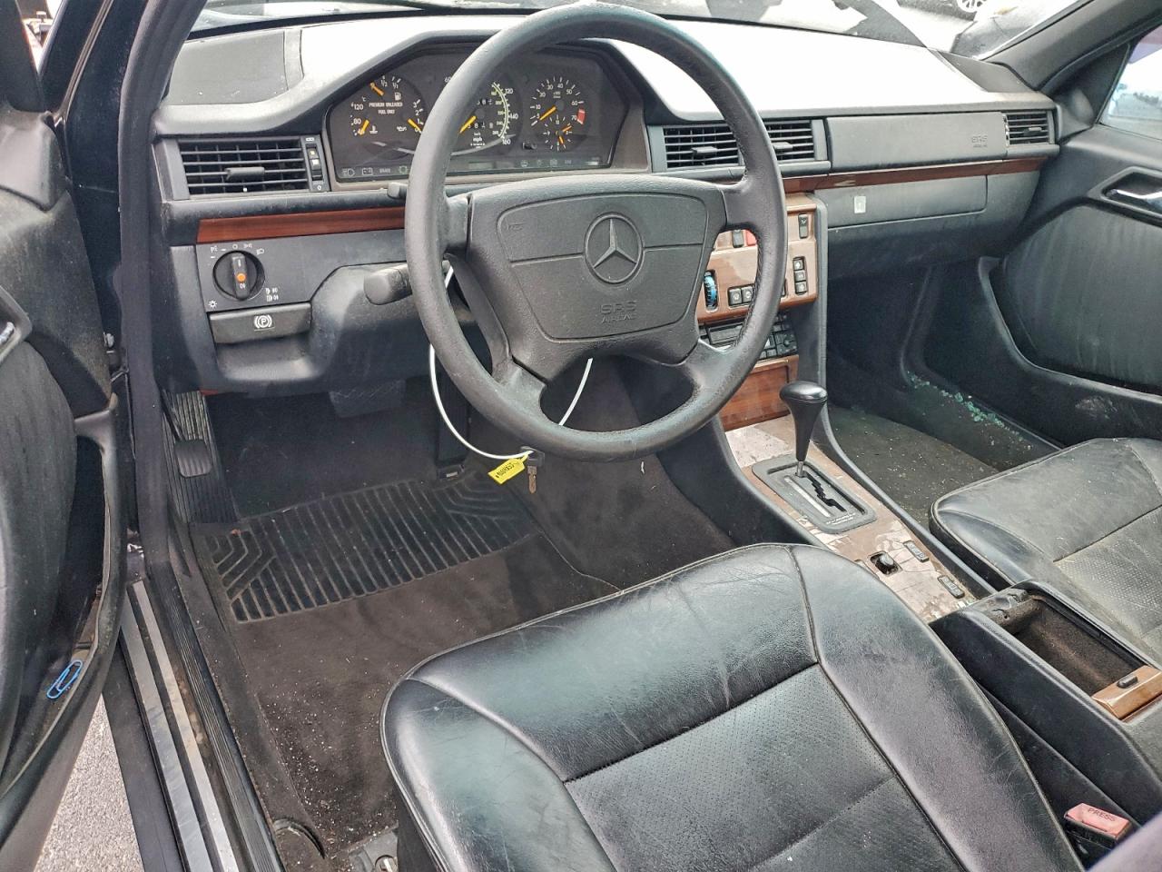 1994 Mercedes-benz E 320 Черный vin: WDBEA32E2RC104156