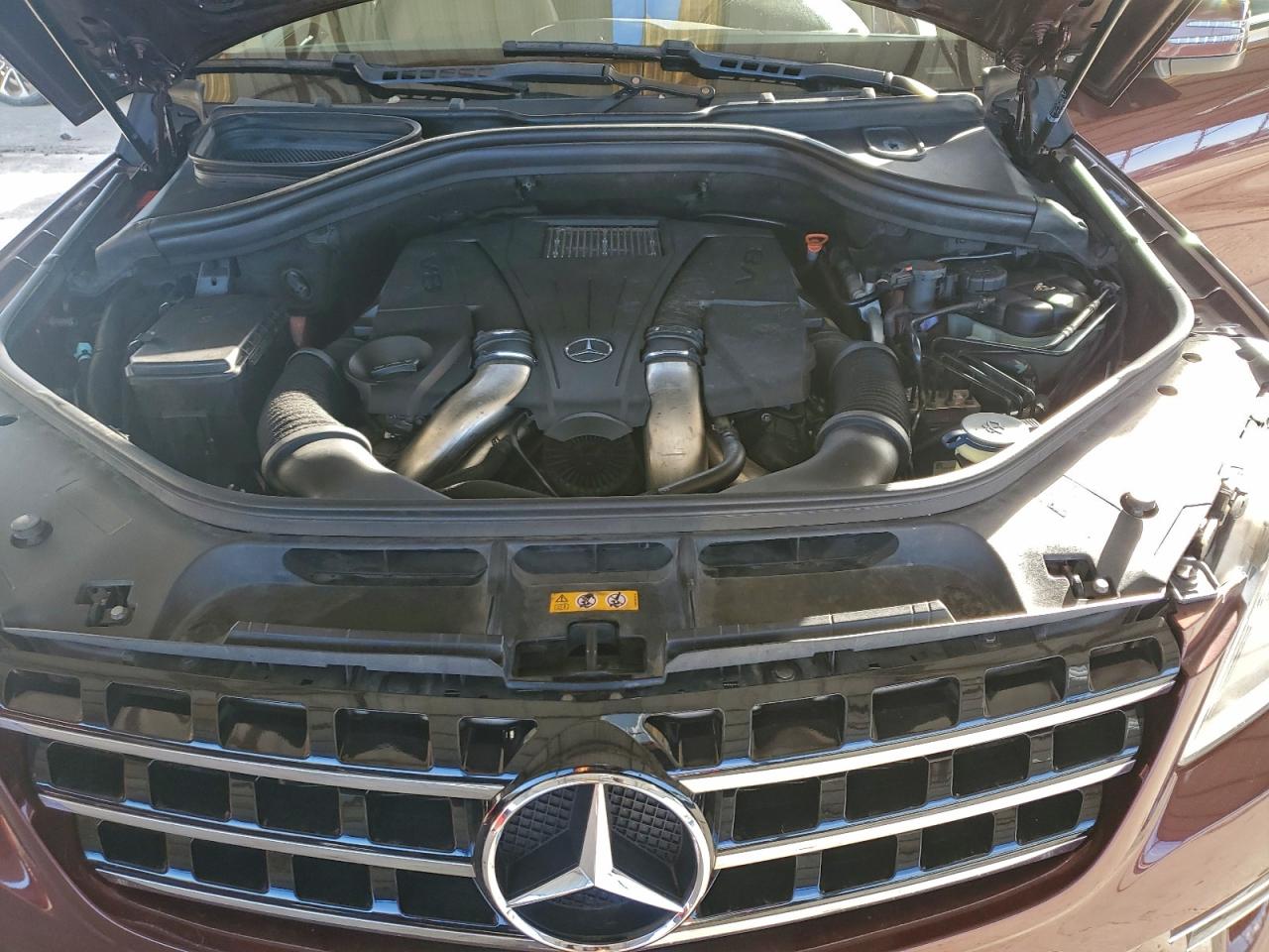 2013 Mercedes-benz Ml 550 4matic Brown vin: 4JGDA7DB4DA252395