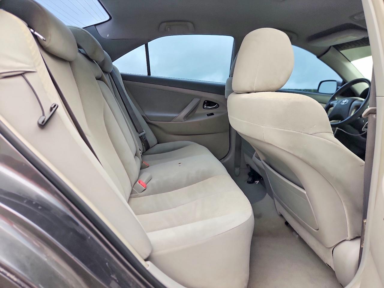 2008 Toyota Camry Le Gray vin: 4T4BE46K98R020358