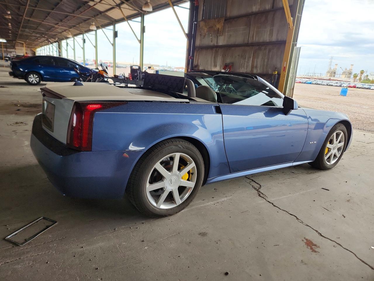 2005 Cadillac Xlr Blue vin: 1G6YV34A355603966
