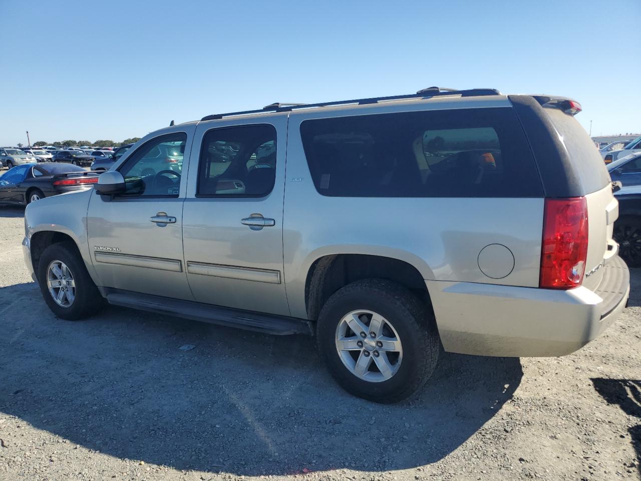 2014 Gmc Yukon Xl K1500 Slt Tan vin: 1GKS2KE7XER117886