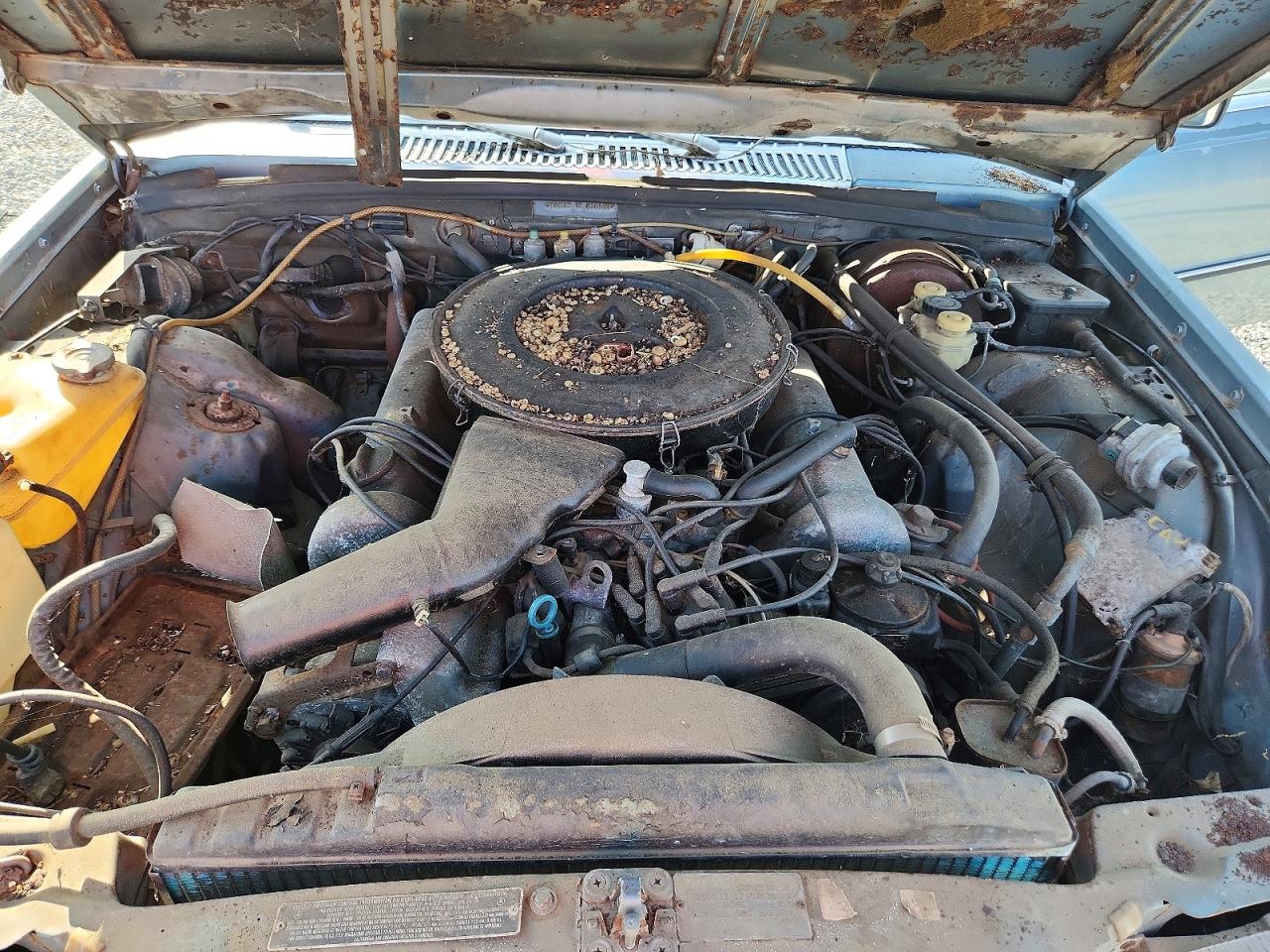 1975 Mercury 450 Sel Rwd 4.5 8 Gasoline Silver vin: 11603312036508