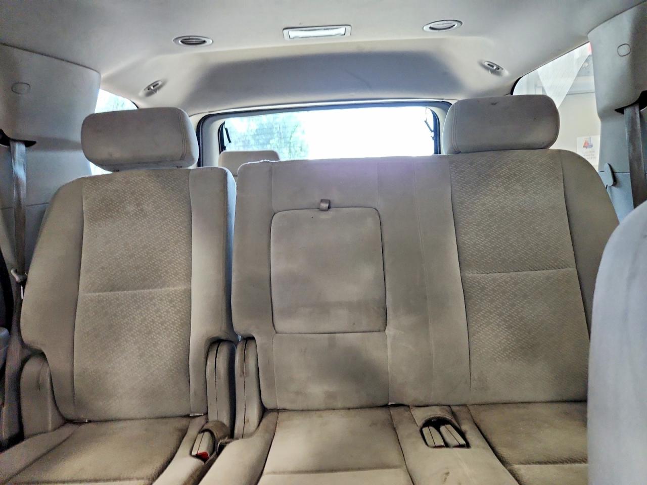2007 Chevrolet Tahoe K1500 White vin: 1GNFK130X7J138520