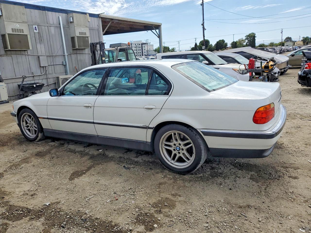 1999 Bmw 740 Il White vin: WBAGH8338XDP03583