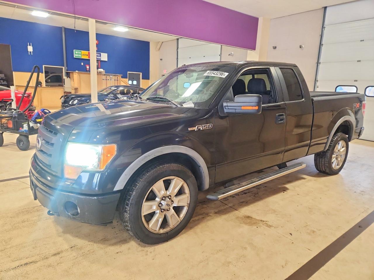 2010 Ford F150 Super Cab Black vin: 1FTFX1EV2AFC80437