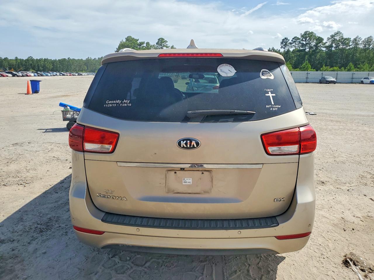 2015 Kia Sedona Ex Gold vin: KNDMC5C16F6020088