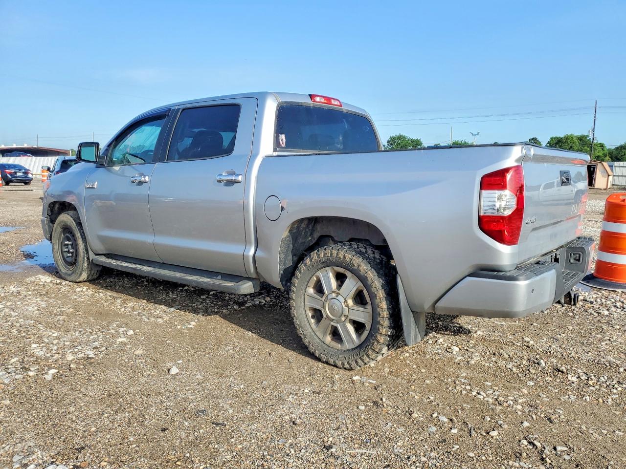 2015 Toyota Tundra Platinum Серебряный vin: 5TFAW5F12FX476282