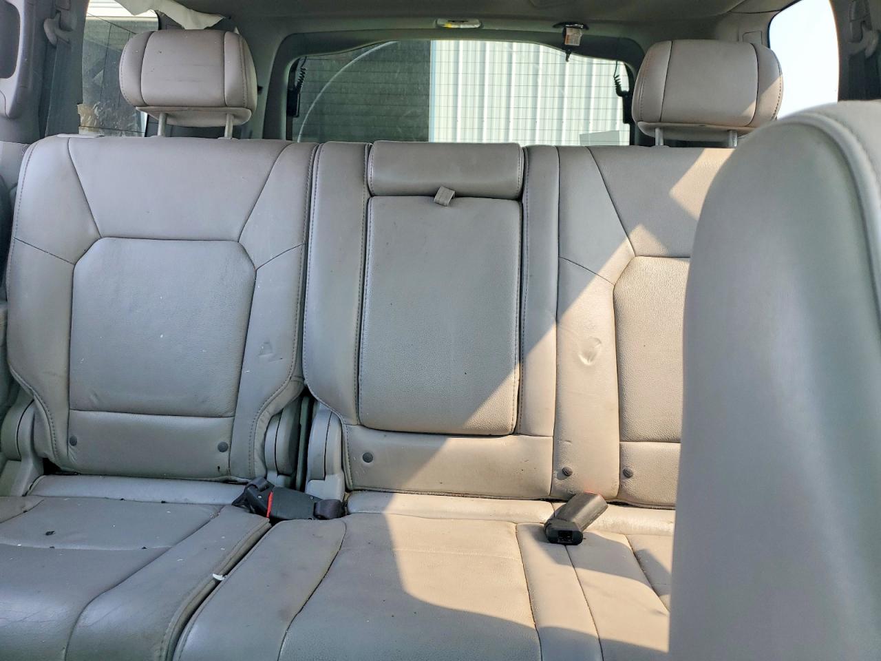 2011 Honda Pilot Exl Gray vin: 5FNYF4H58BB027282