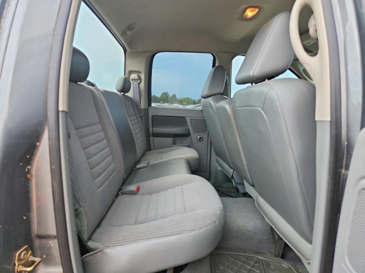 2006 Dodge Ram 1500 Gray vin: 1D7HA18K36J186301