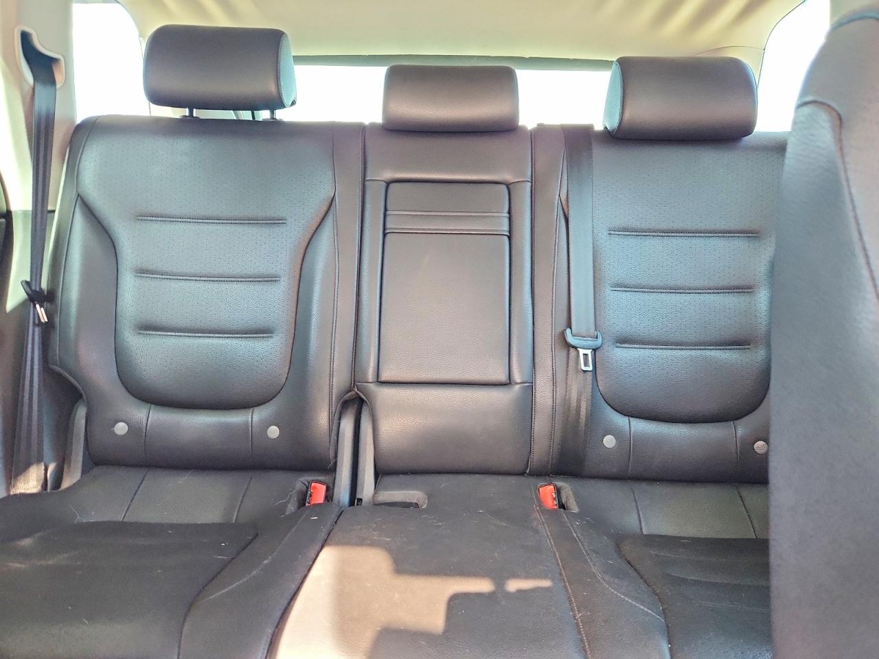 2012 Volkswagen Touareg V6 Black vin: WVGEF9BP0CD008157