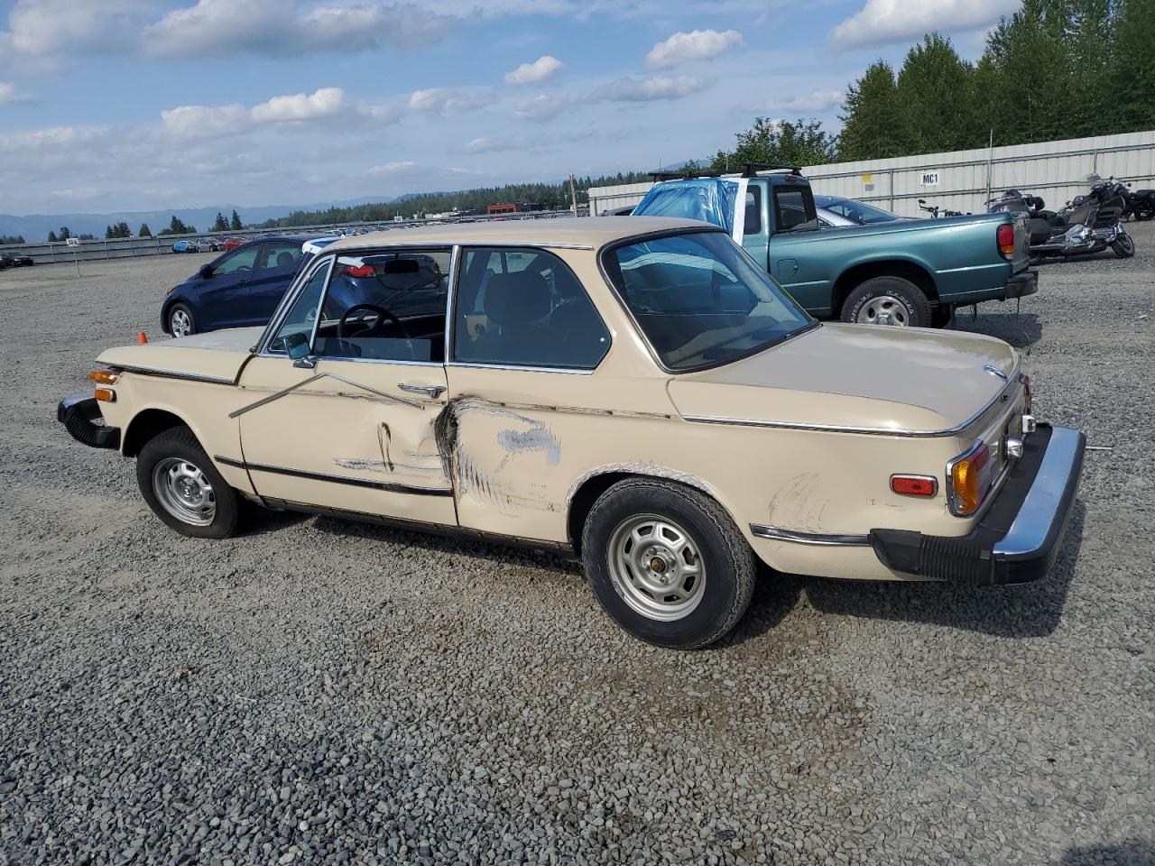 1976 Bmw 2002   Кремовый vin: 2740770