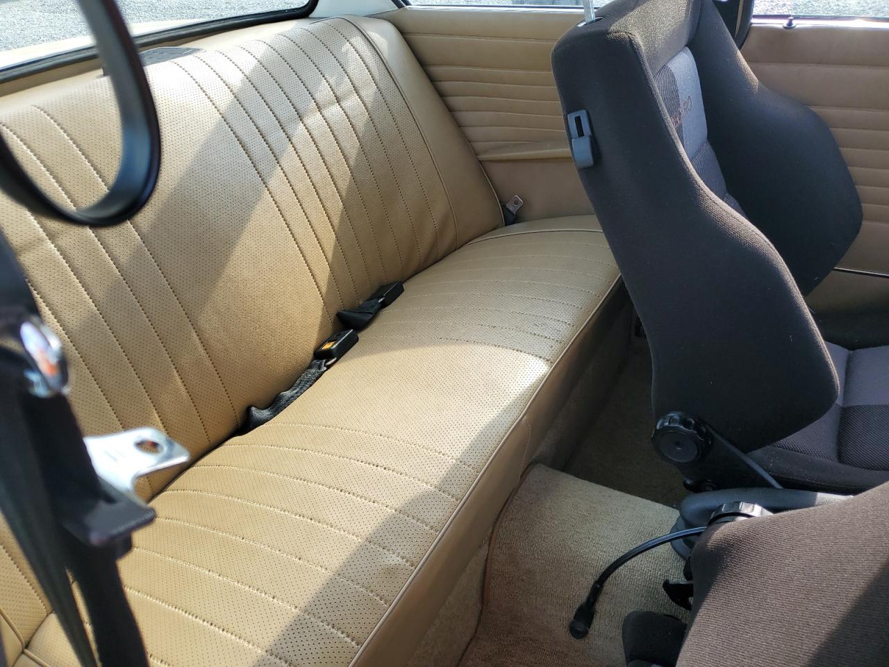 1976 Bmw 2002   Кремовый vin: 2740770