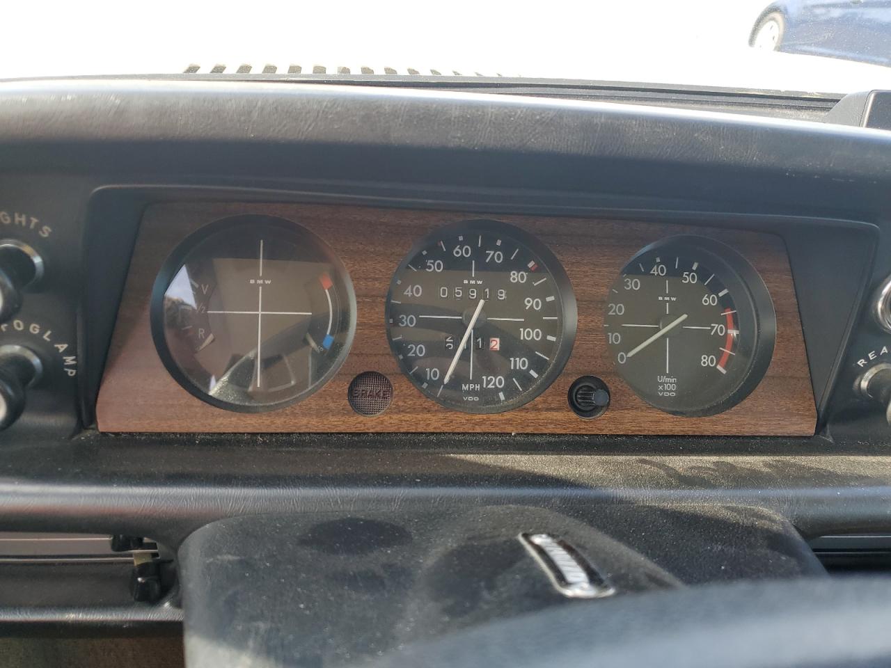 1976 Bmw 2002   Кремовый vin: 2740770