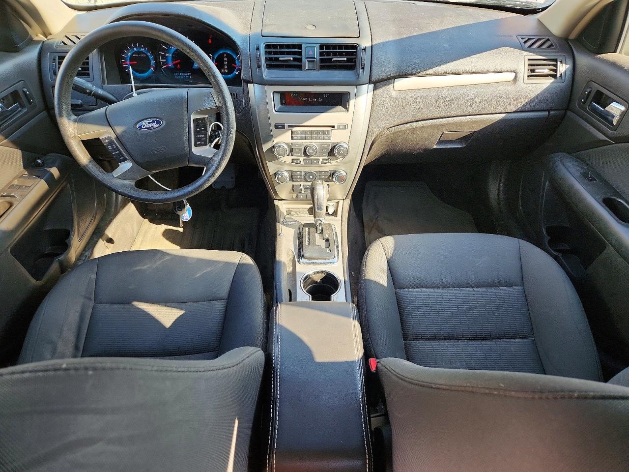 2010 Ford Fusion Se Silver vin: 3FAHP0HG5AR337237