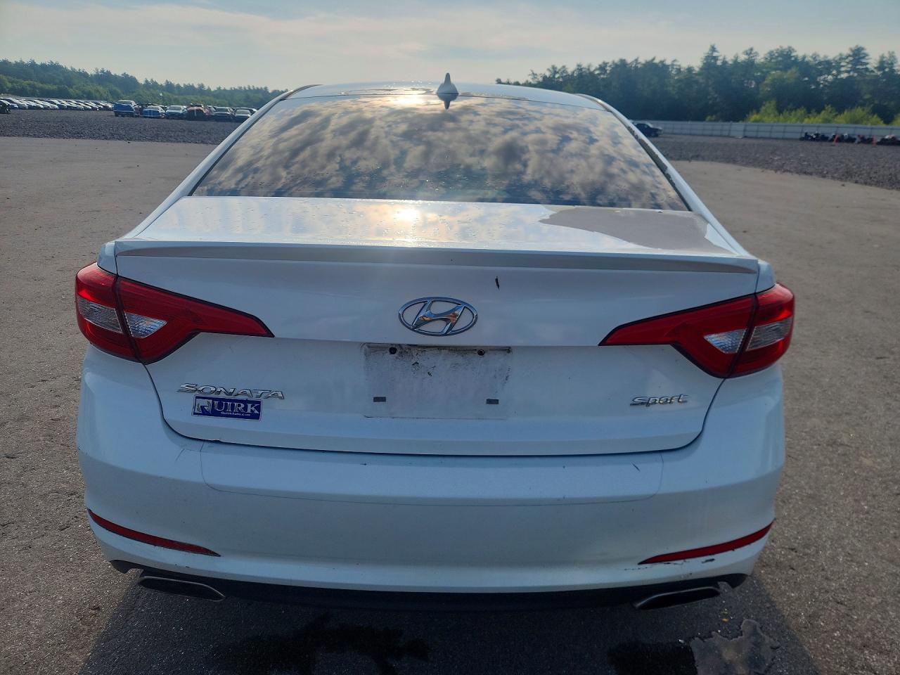 2015 Hyundai Sonata Sport White vin: 5NPE34AF0FH219415